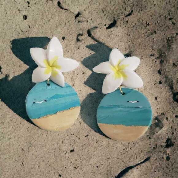 Handmade Plumeria Beach View Earrings - Picture 5 of 6